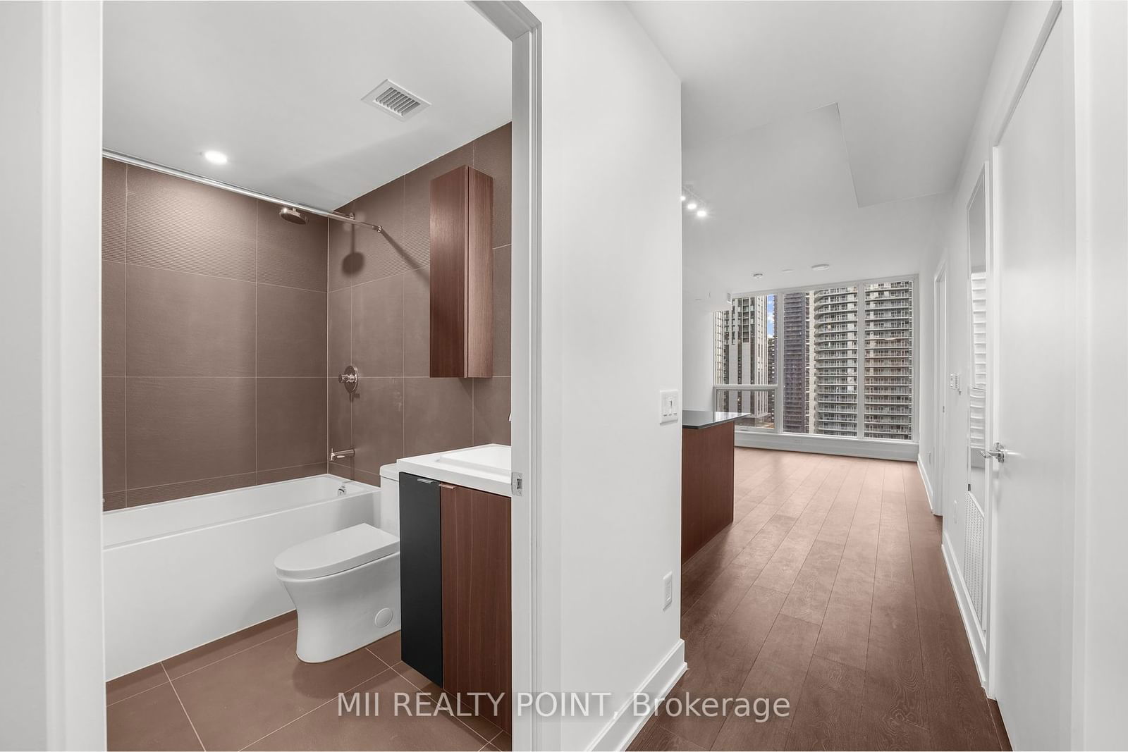 15 Mercer St, unit 1705 for rent