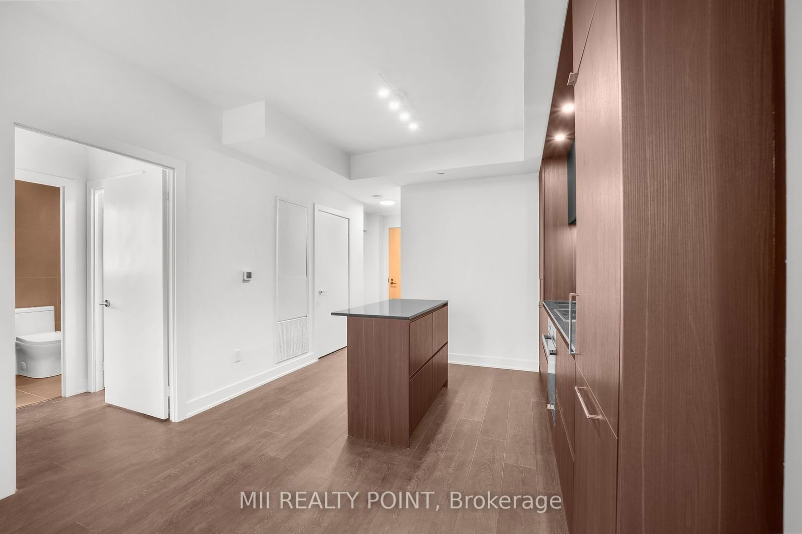 15 Mercer St, unit 1705 for rent