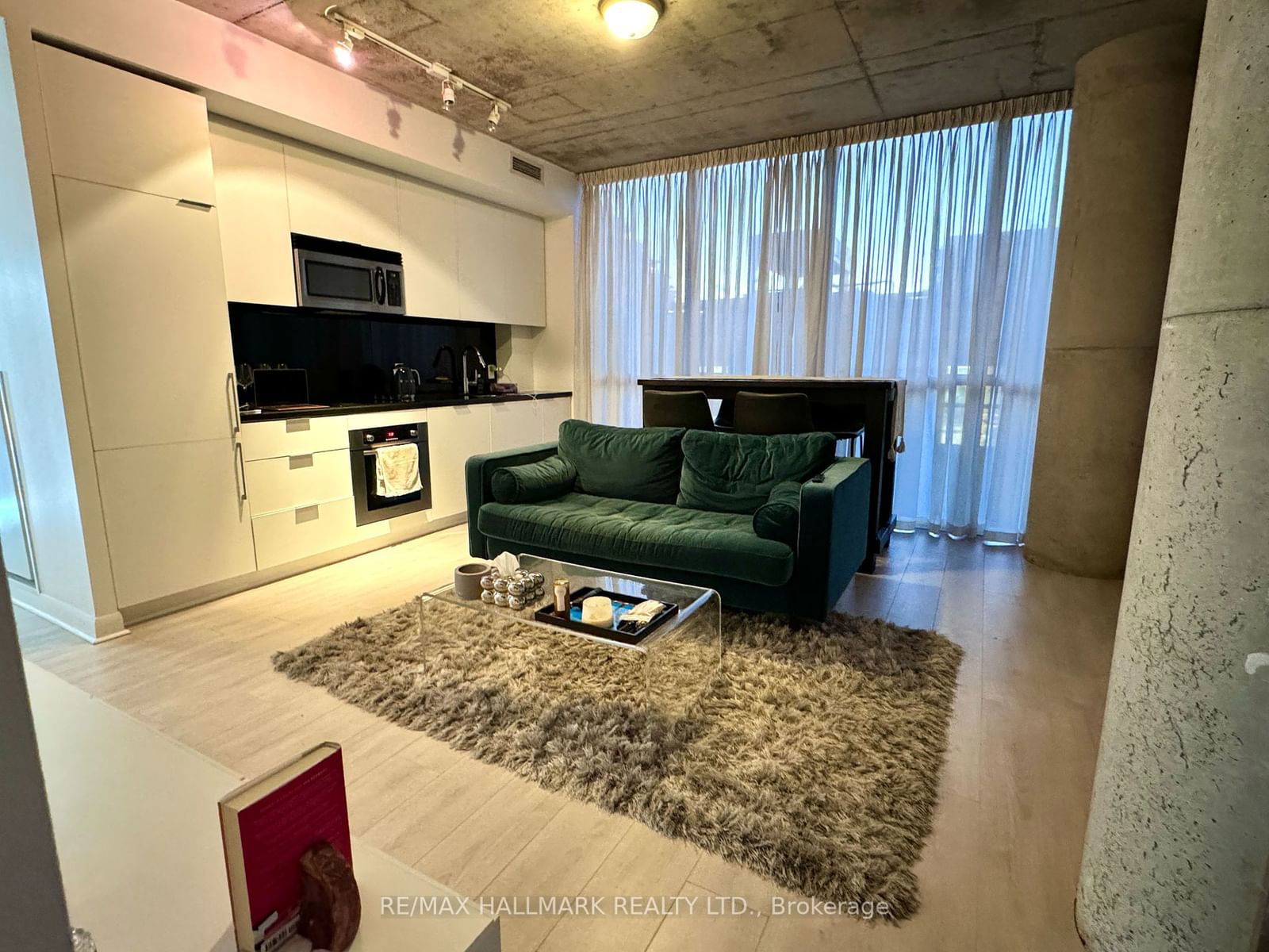 478 King St W, unit 417 for rent