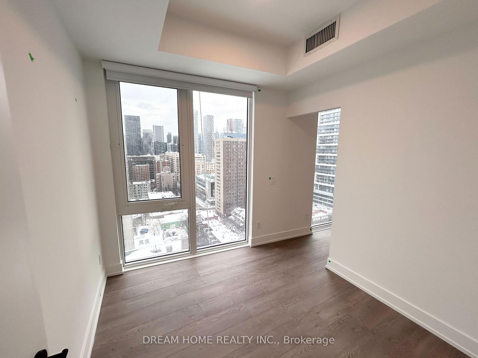 308 Jarvis St, unit 1713 for rent