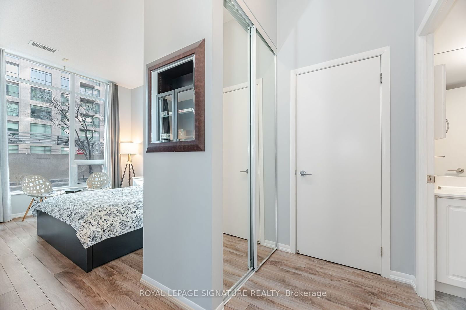 231 Fort York Blvd, unit 122 for sale