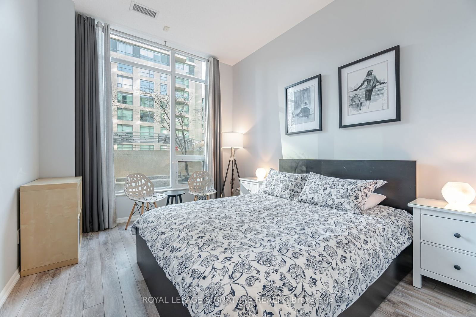 231 Fort York Blvd, unit 122 for sale