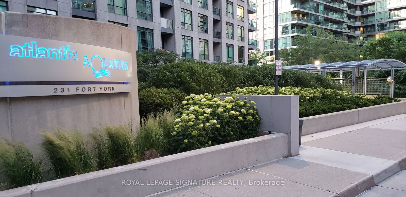 231 Fort York Blvd, unit 122 for sale