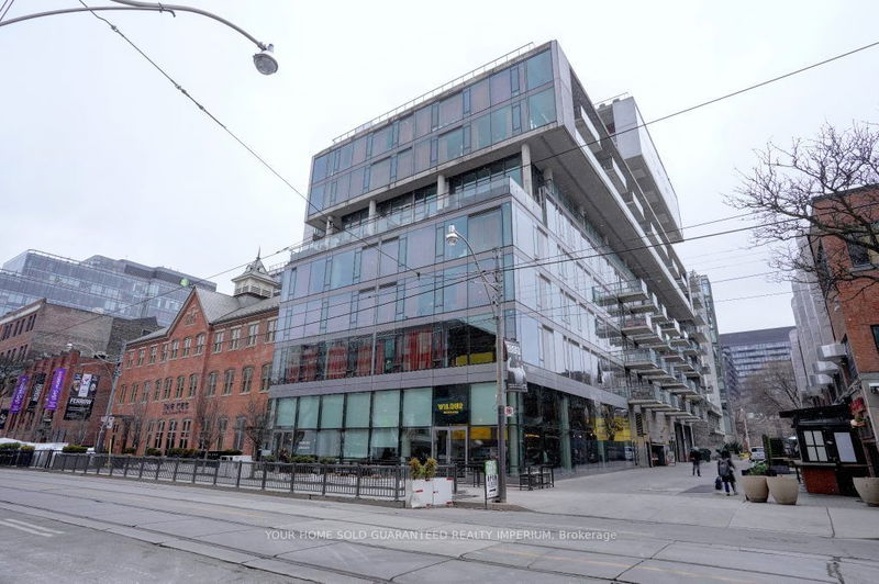 560 King St, unit 823 for sale