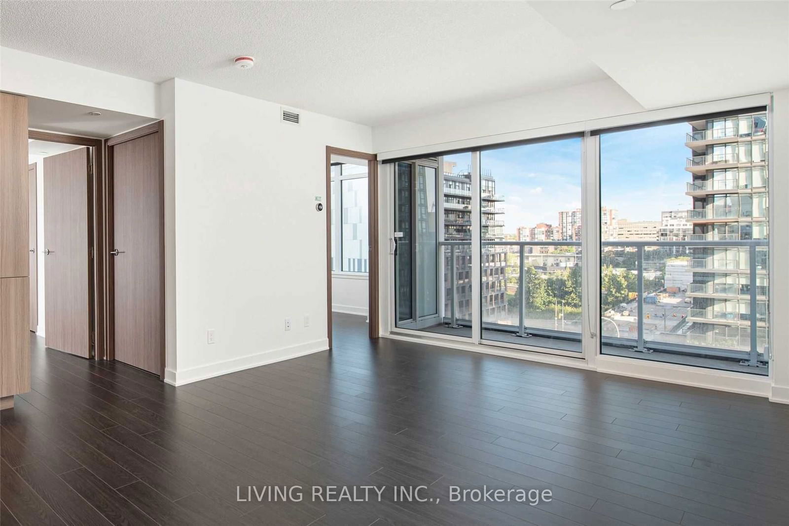 19 Bathurst St, unit 703 for rent