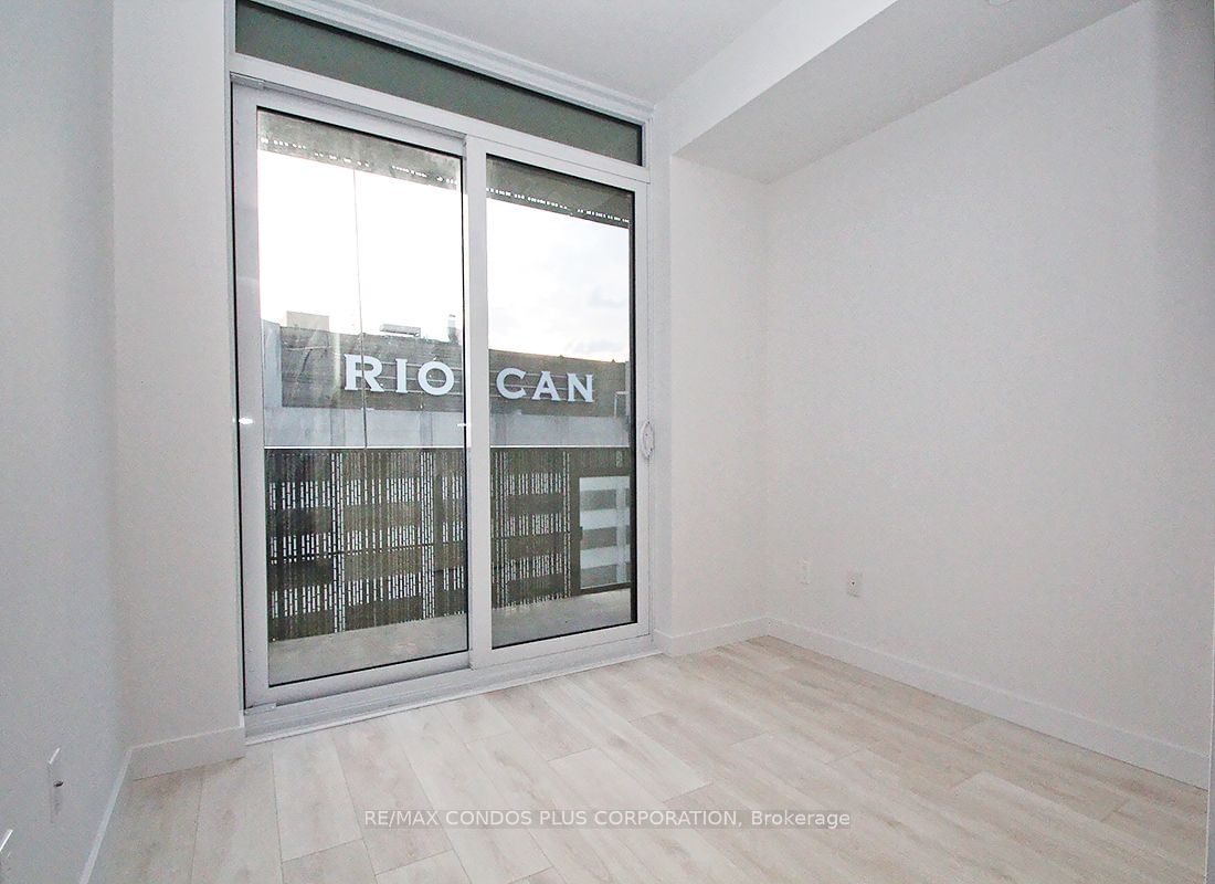 8 Eglinton Ave E, unit 3402 for rent