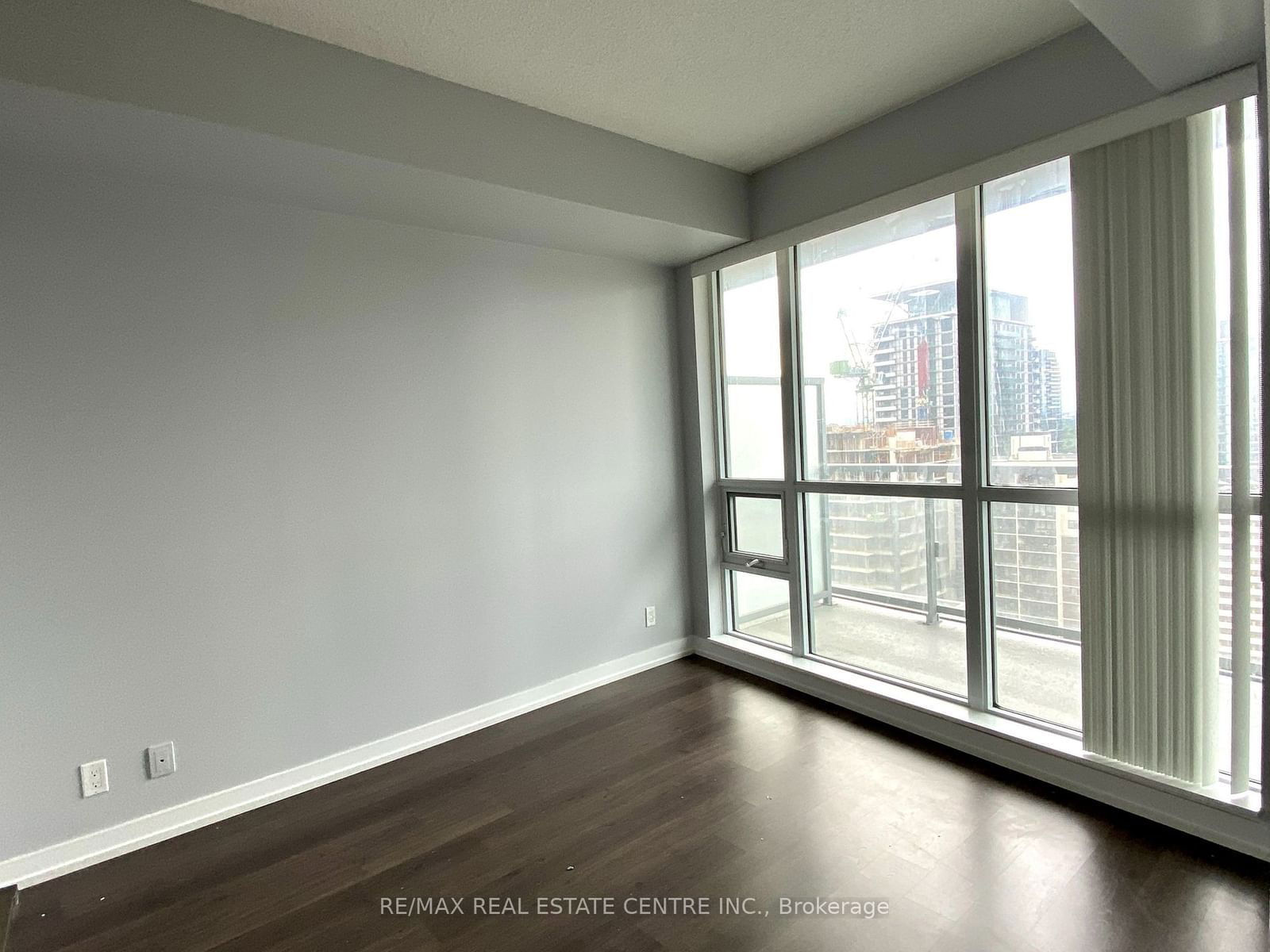 98 Lillian St, unit 1914 for rent