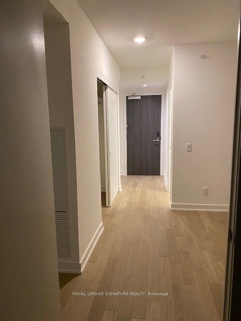 25 Richmond St E, unit 1410 for rent