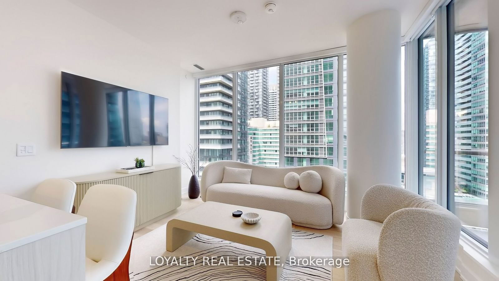 35 Mercer St, unit 1614 for rent