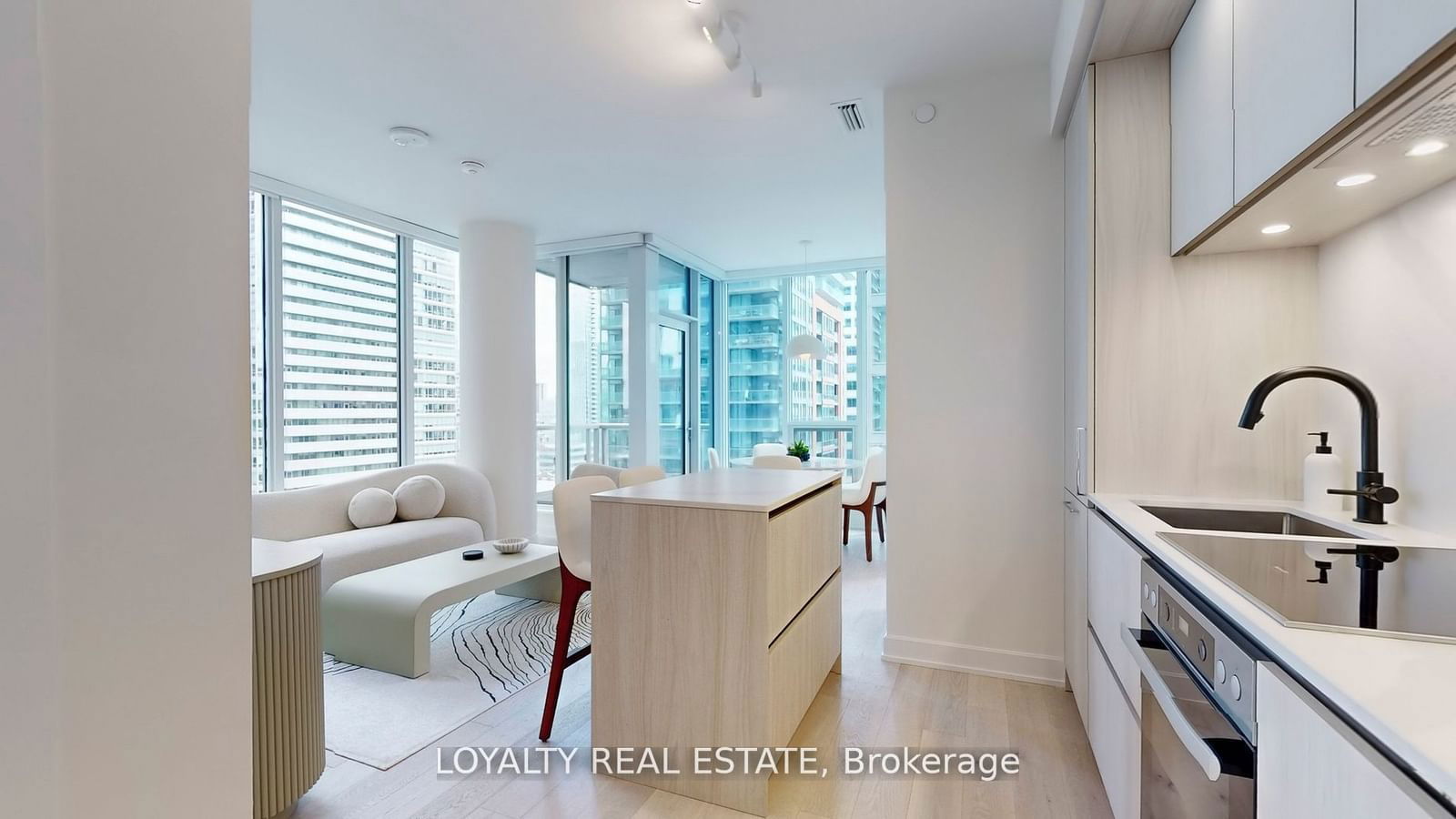 35 Mercer St, unit 1614 for rent