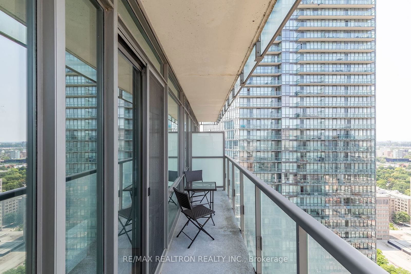 38 Grenville St, unit 3609 for rent