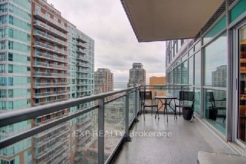 100 Western Battery Rd, unit 1701 for rent