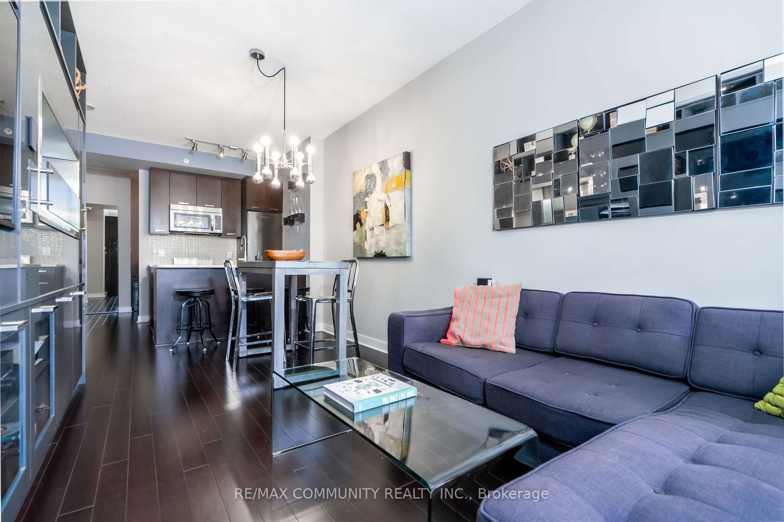 295 Adelaide St W, unit 2406 for sale