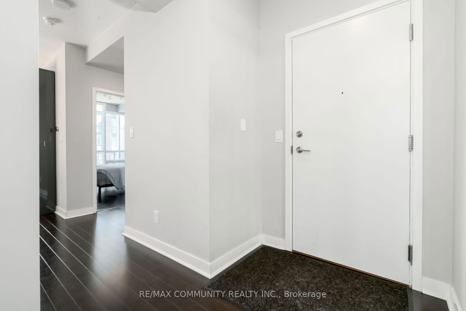 295 Adelaide St W, unit 2406 for sale