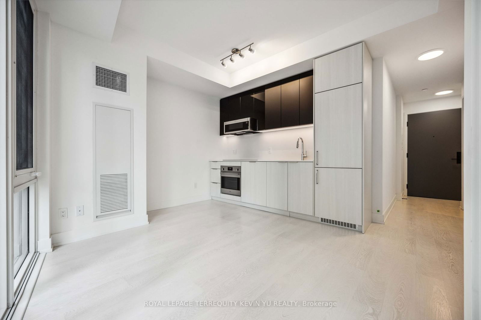 308 Jarvis St, unit 610 for rent