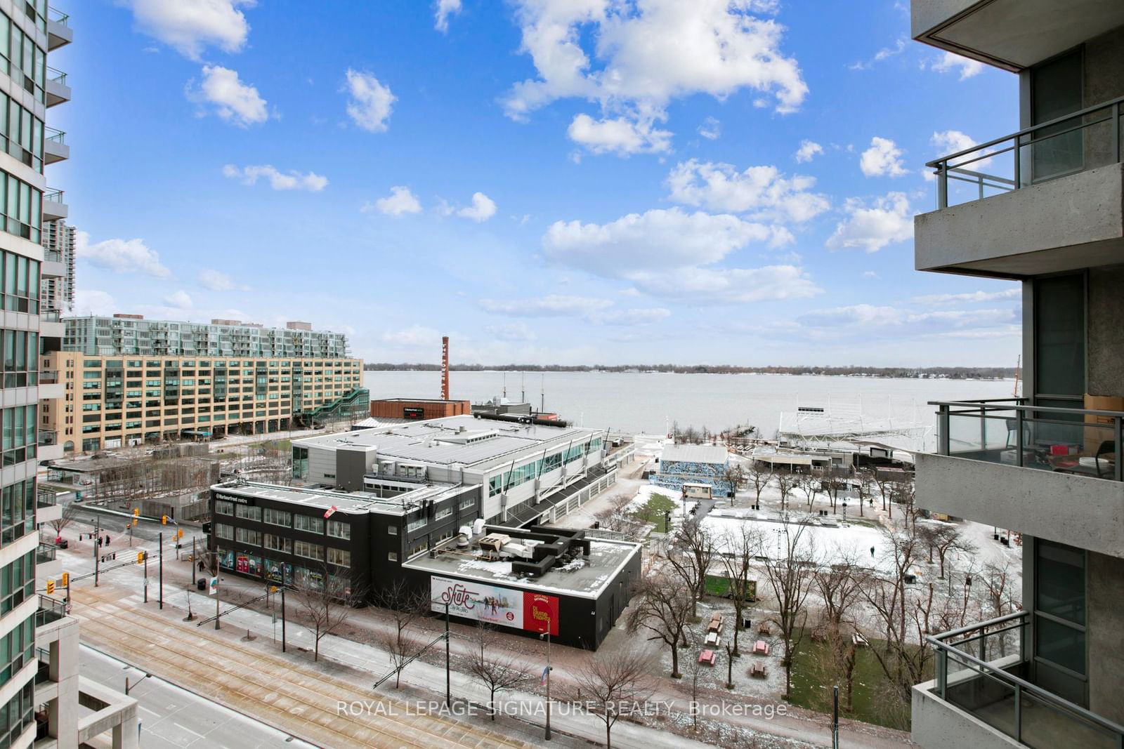 230 Queens Quay W, unit 1119 for sale