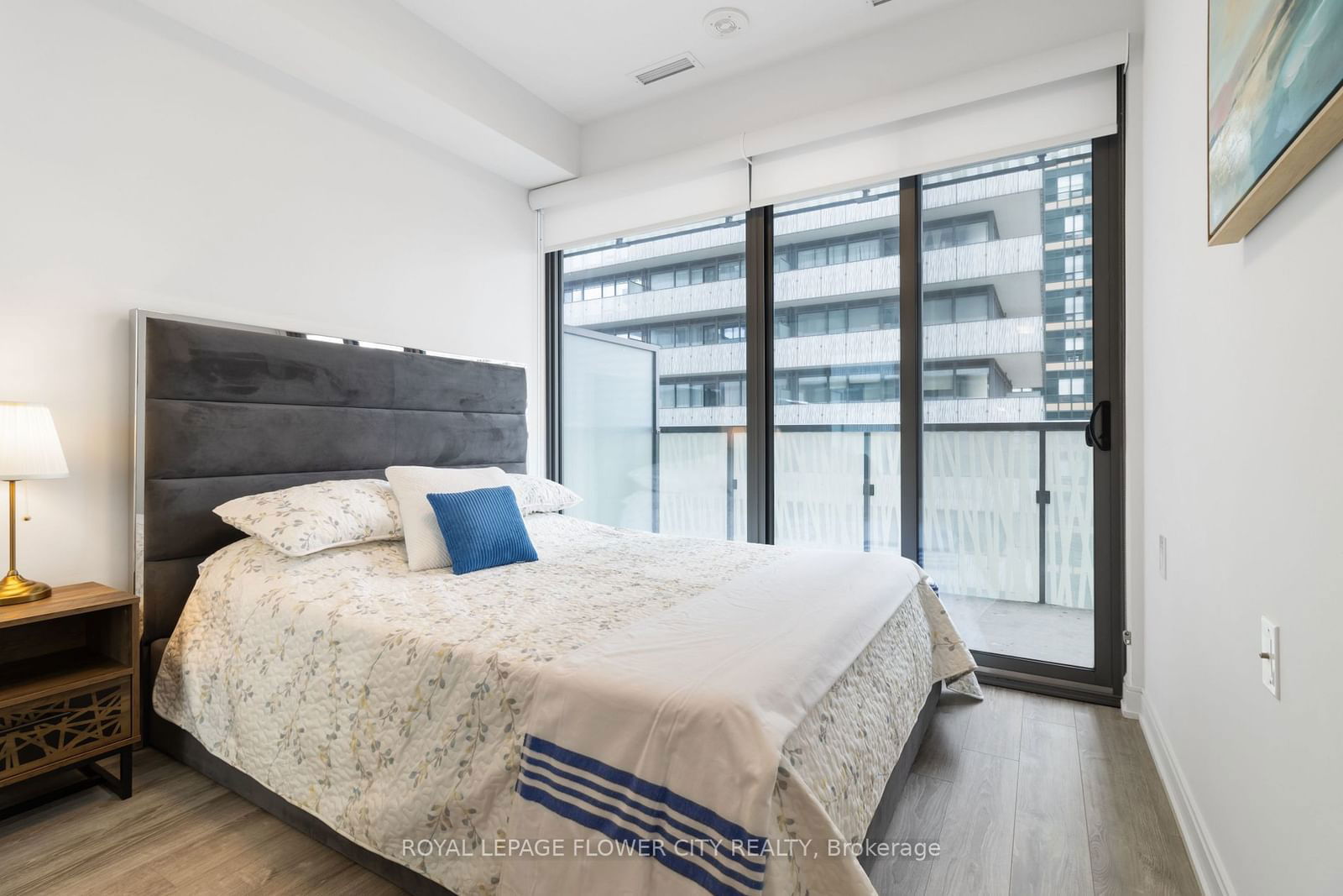 50 Charles St E, unit 2410 for rent