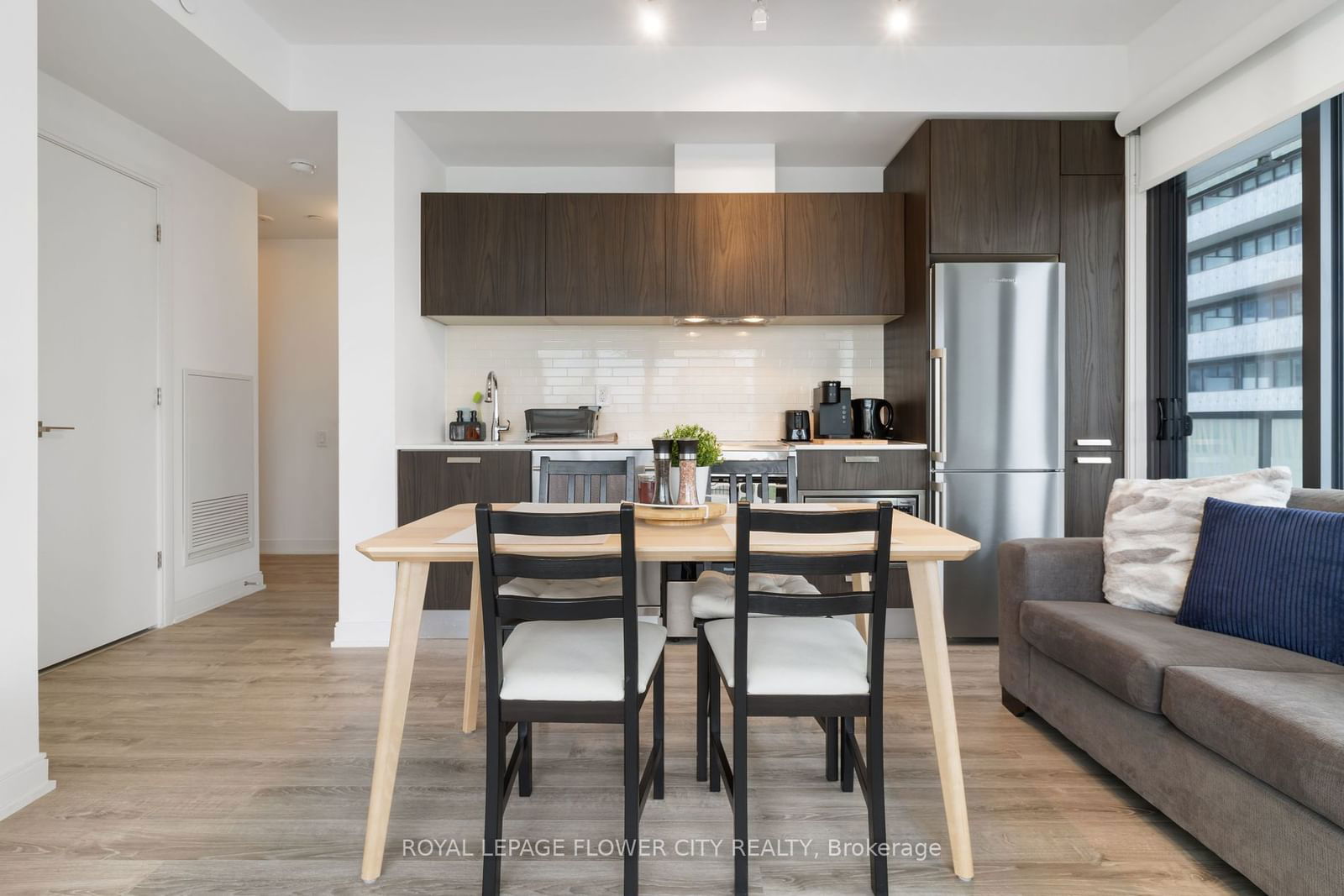 50 Charles St E, unit 2410 for rent