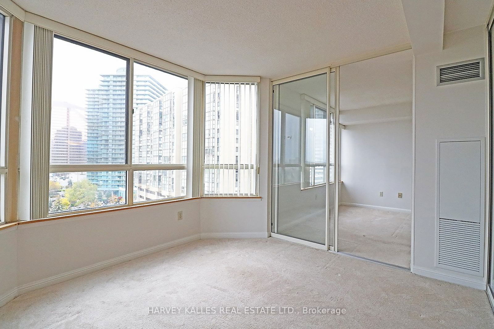 5444 Yonge St, unit 1010 for rent