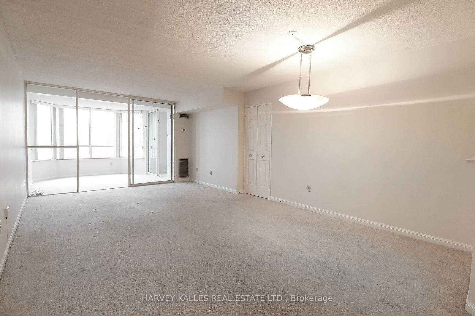 5444 Yonge St, unit 1010 for rent