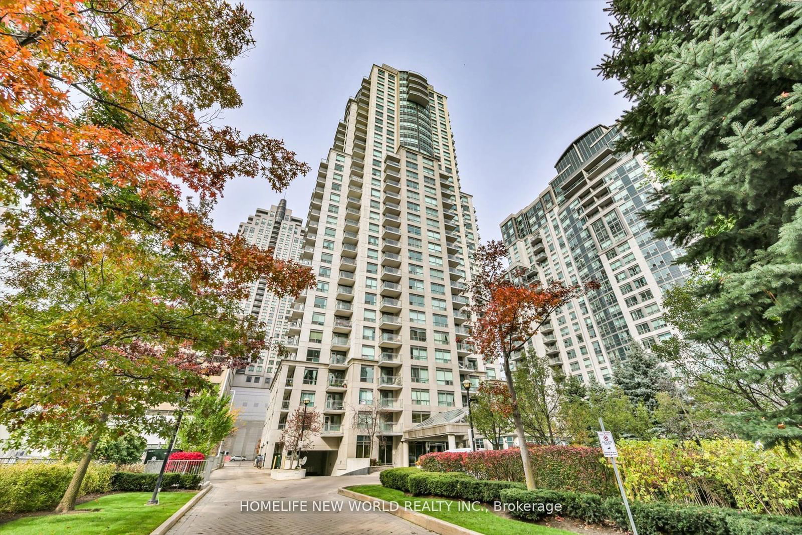 21 Hillcrest Condos, North York, Toronto