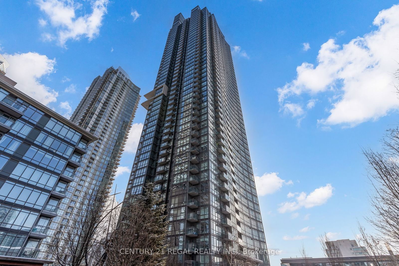 11 Brunel Crt, unit 216 for sale