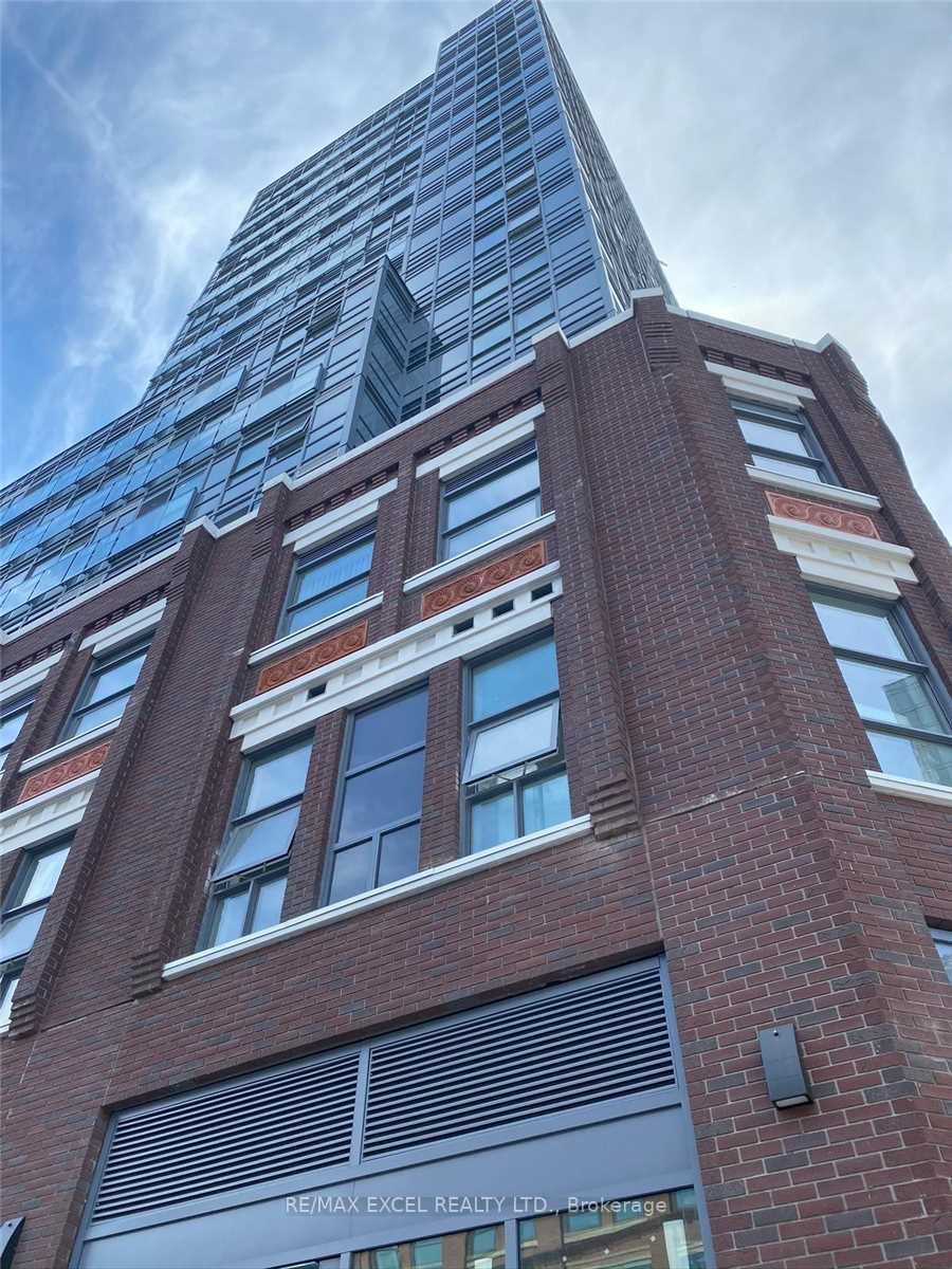 181 Huron St, unit 1406 for rent