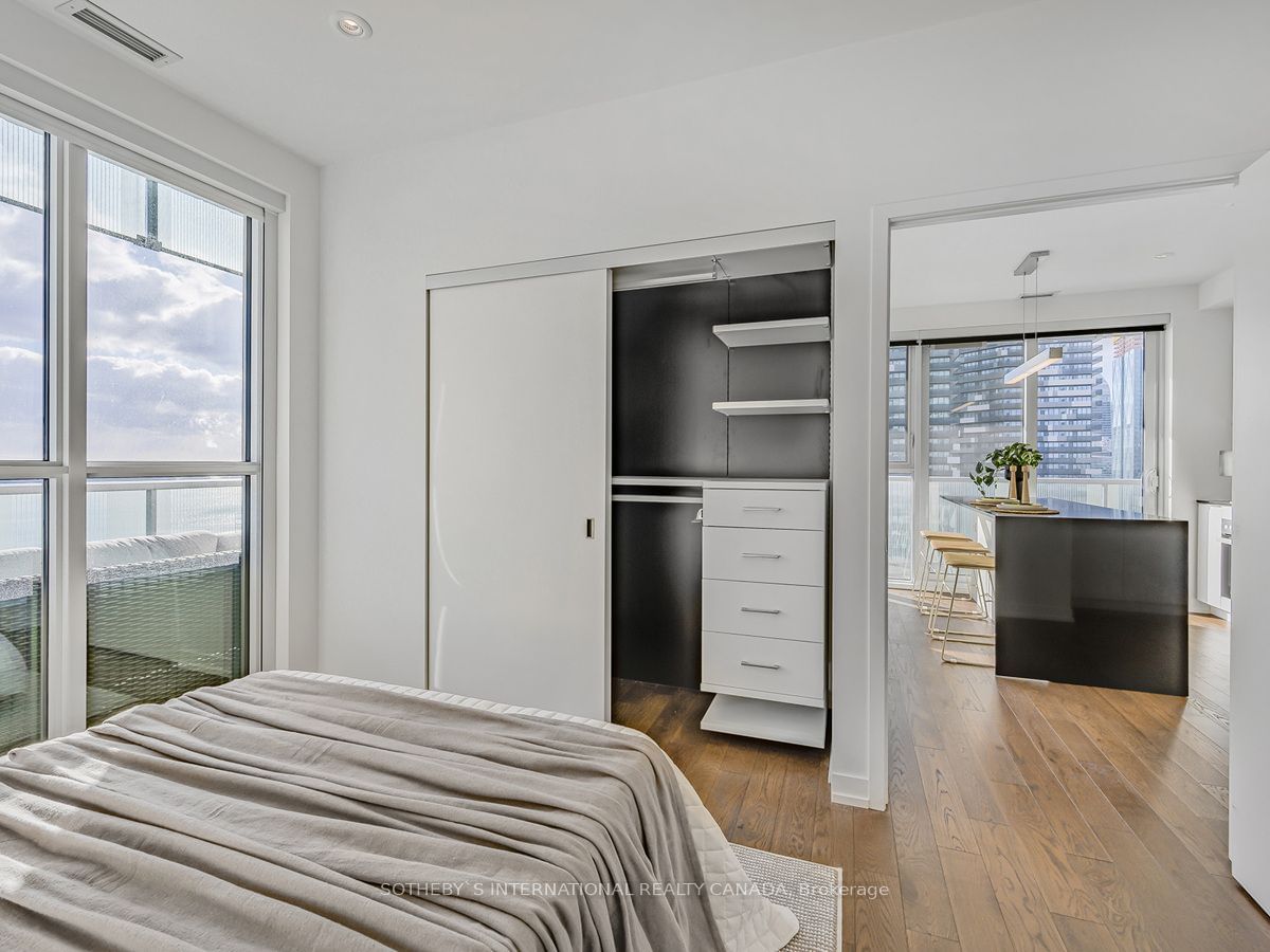 15 Lower Jarvis St, unit 2205 for sale