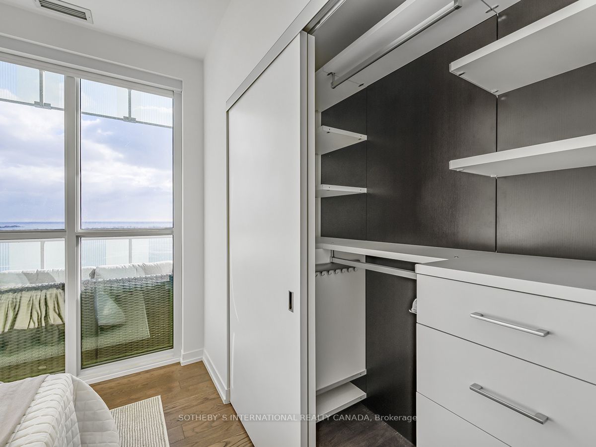 15 Lower Jarvis St, unit 2205 for sale