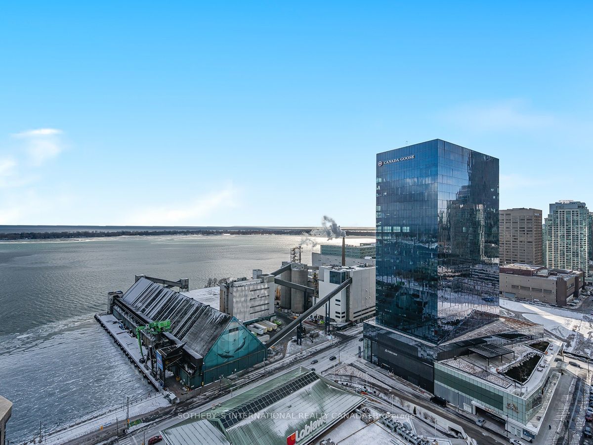 15 Lower Jarvis St, unit 2205 for sale