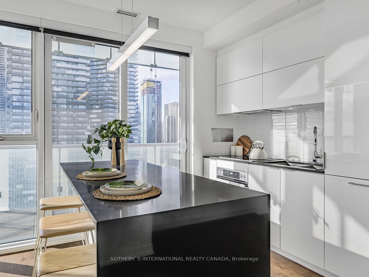 15 Lower Jarvis St, unit 2205 for sale