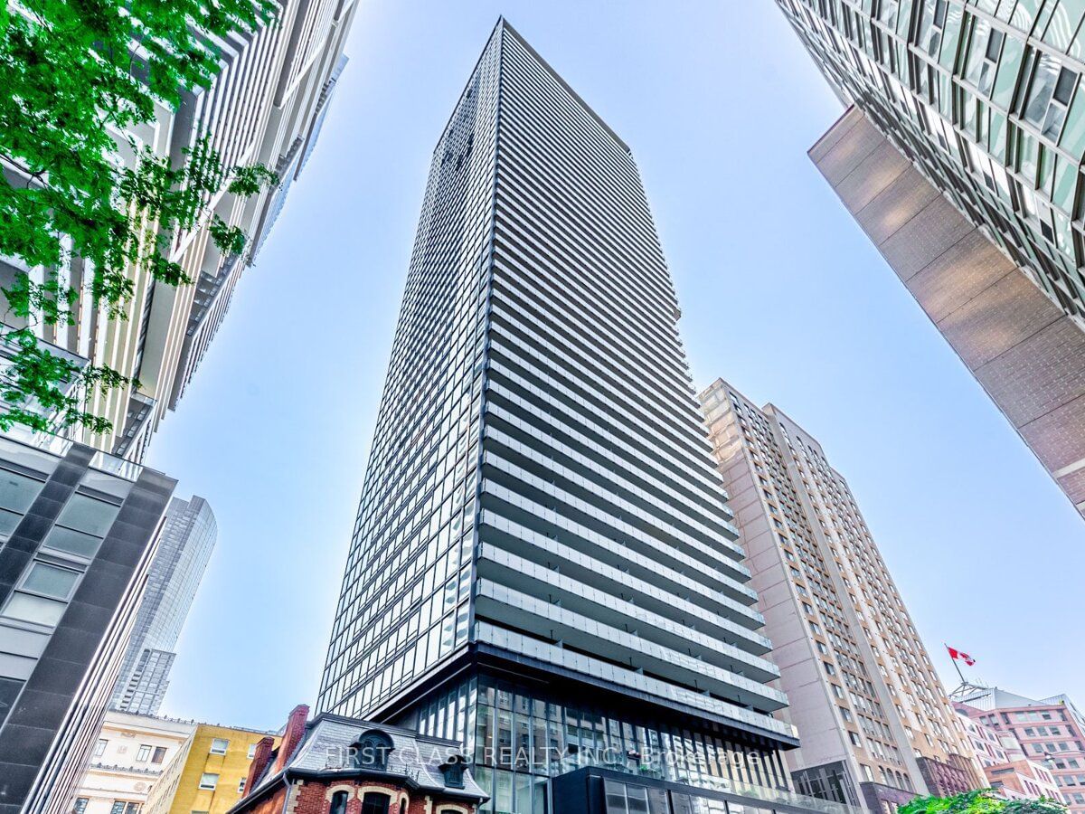 15 Grenville St, unit 2904 for sale