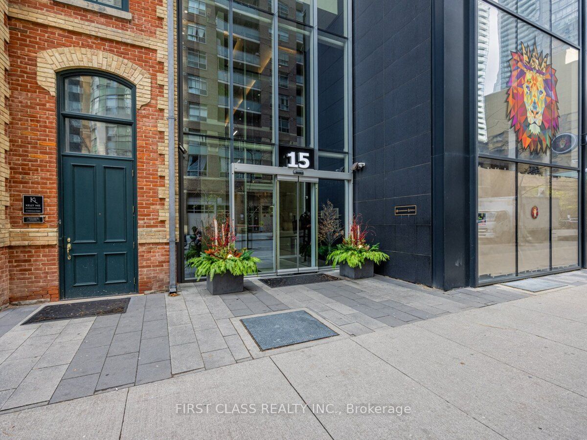 15 Grenville St, unit 2904 for sale