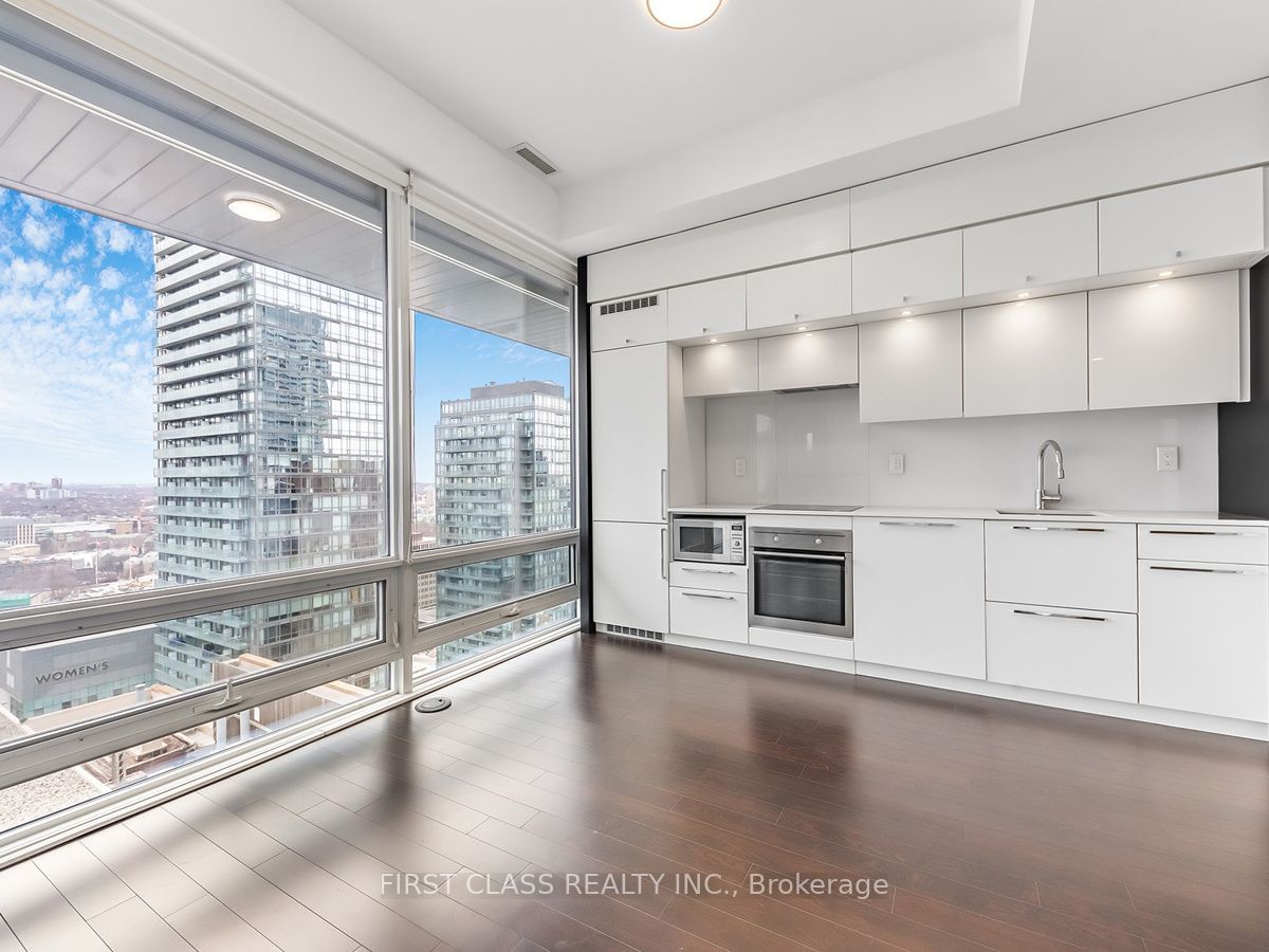 15 Grenville St, unit 2904 for sale