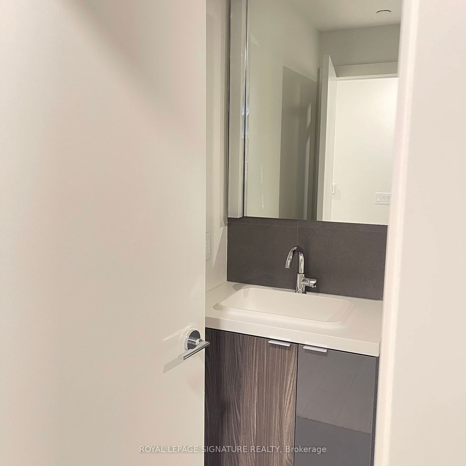 35 Mercer St, unit 2712 for rent