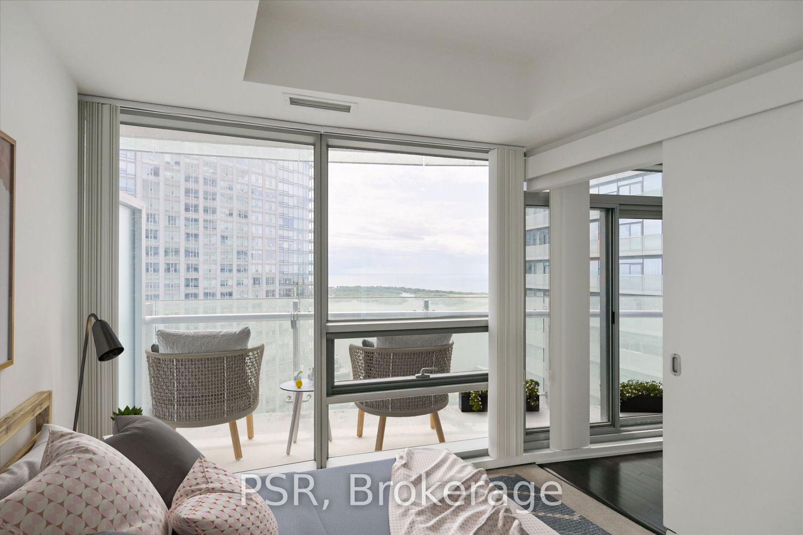 14 York St, unit 5105 for rent