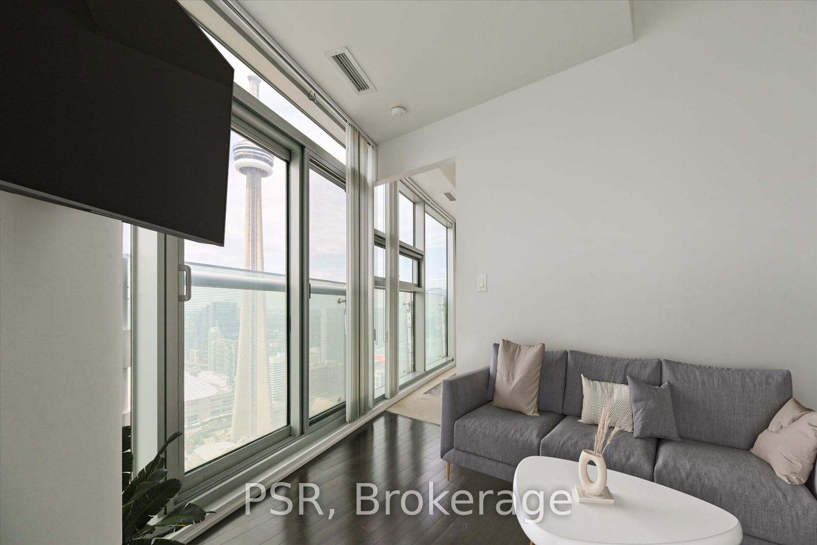 14 York St, unit 5105 for rent