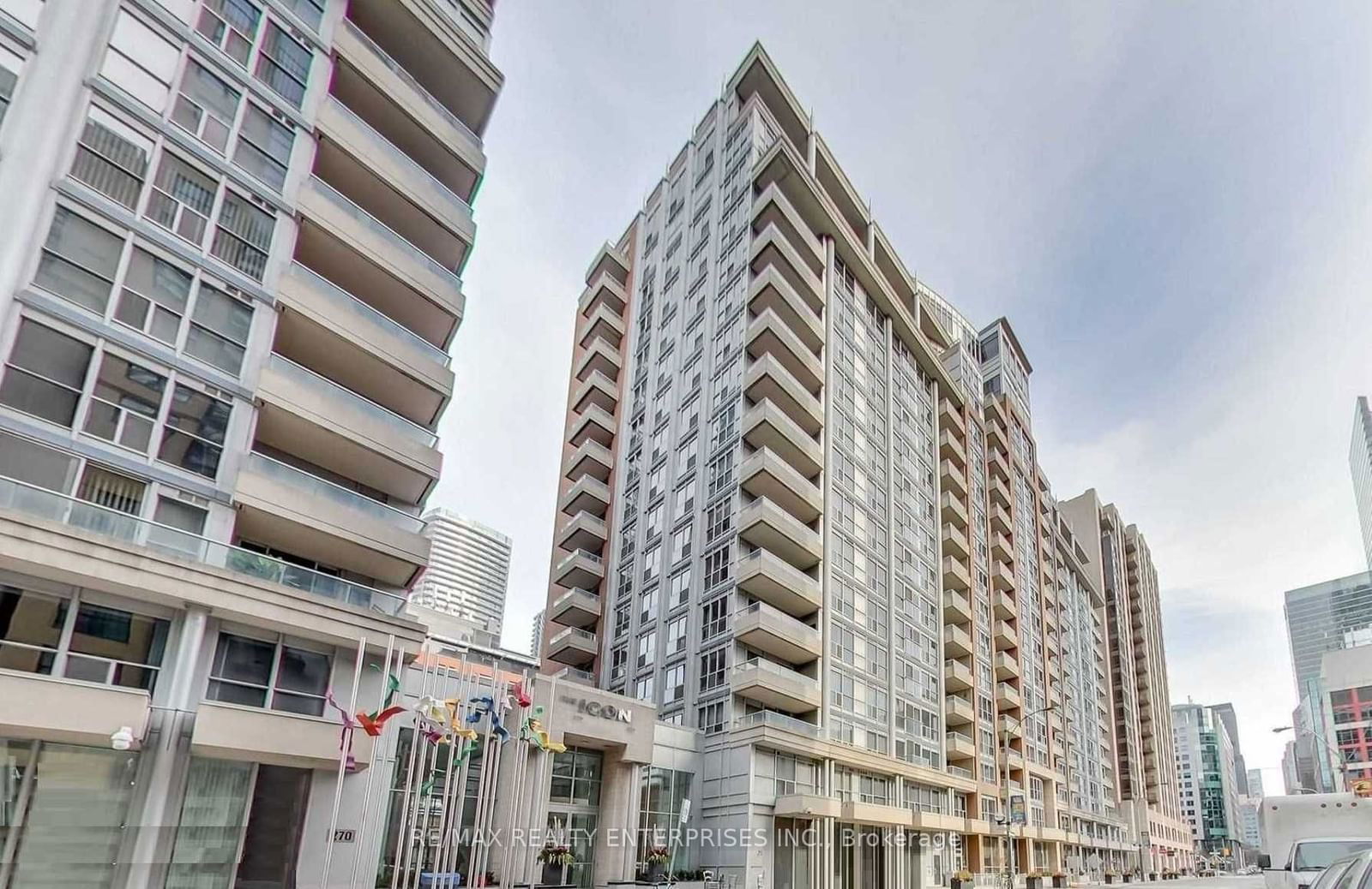 250 Wellington St W, unit 1435 for sale