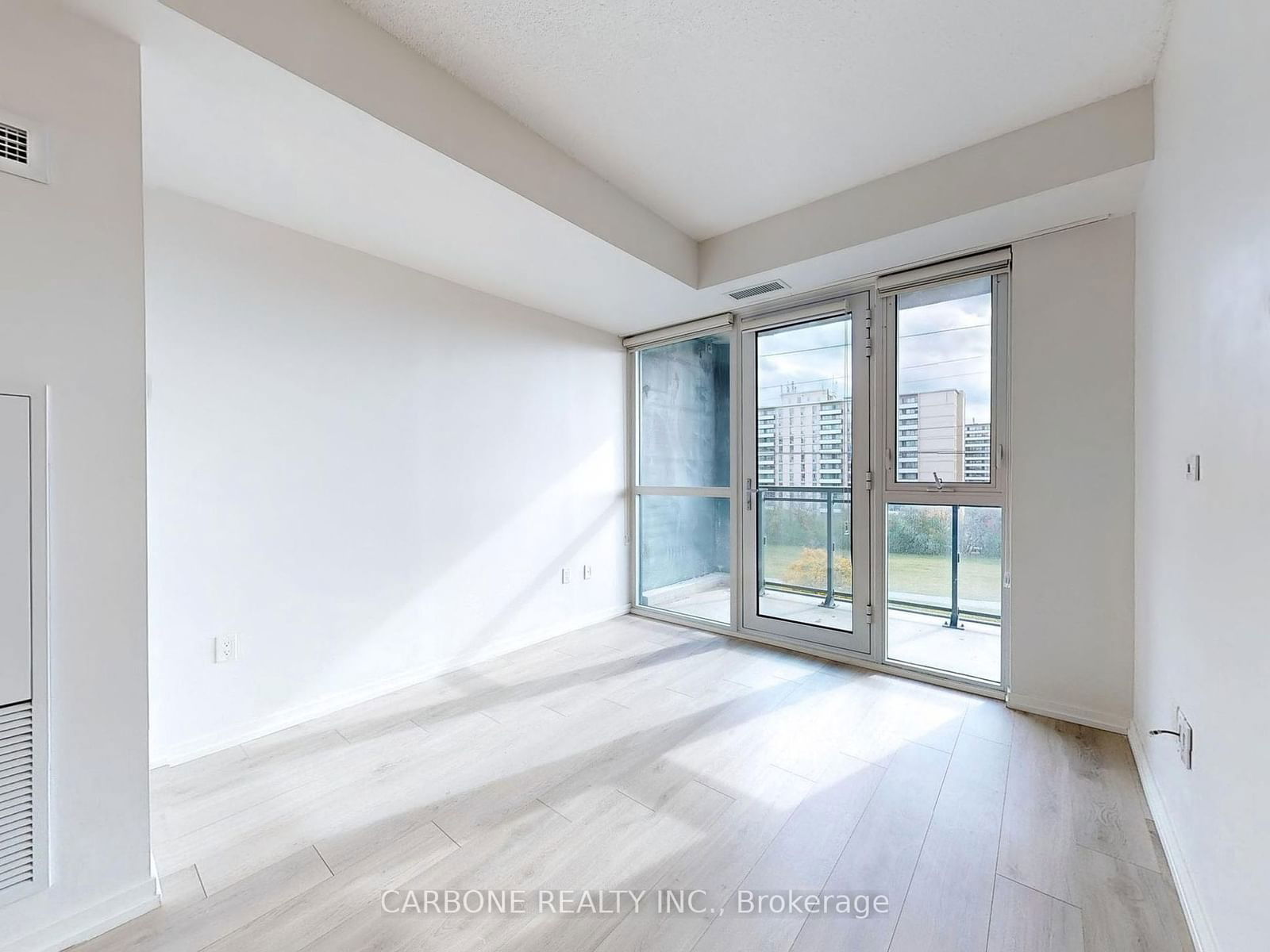 3237 Bayview Ave, unit 510 for sale