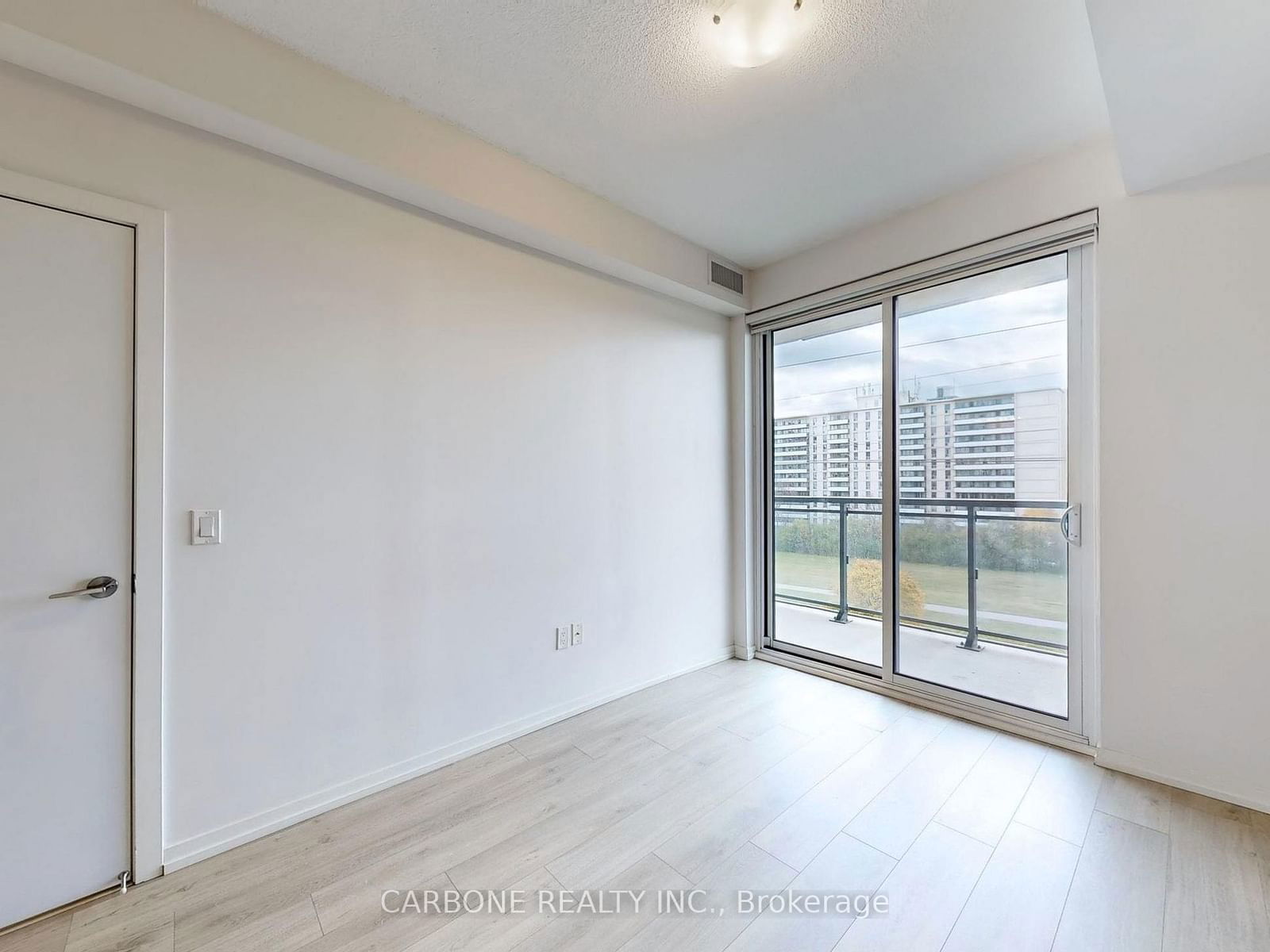 3237 Bayview Ave, unit 510 for sale