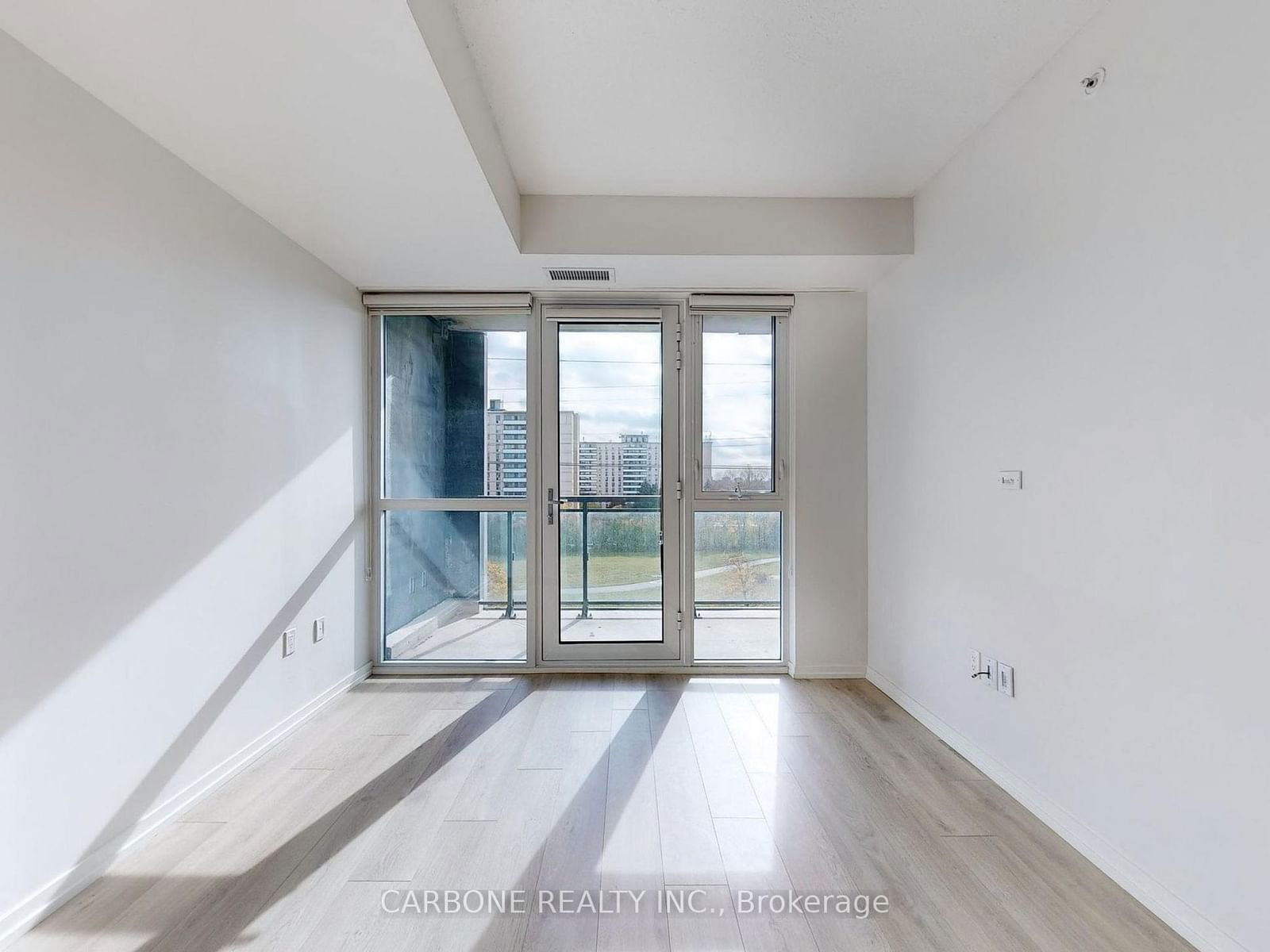 3237 Bayview Ave, unit 510 for sale