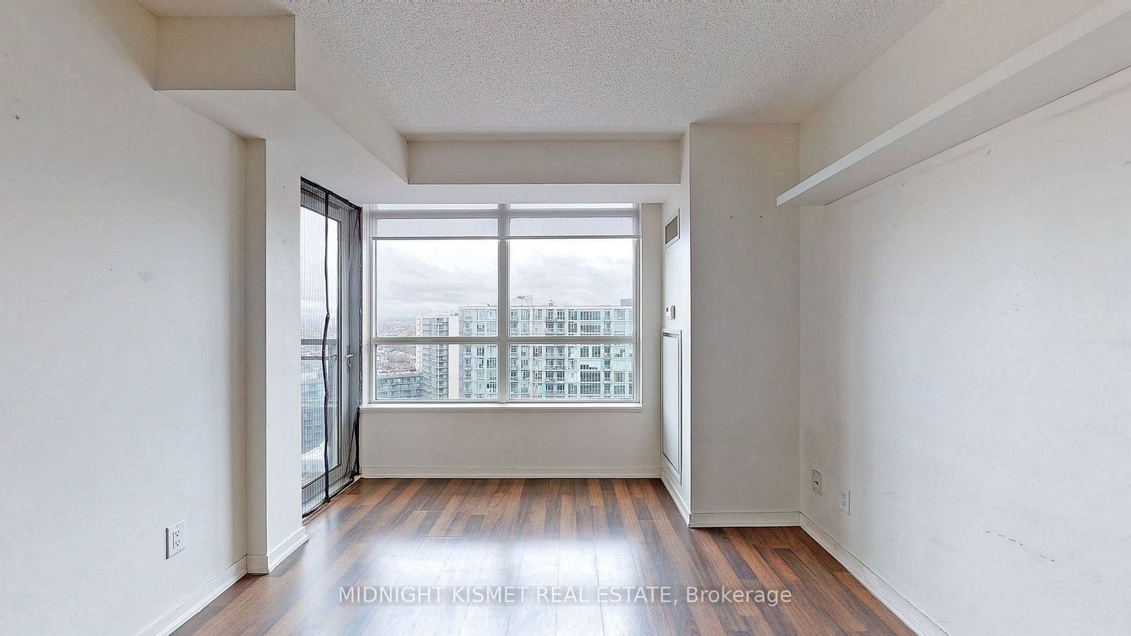 38 Joe Shuster Way, unit 2114 for rent