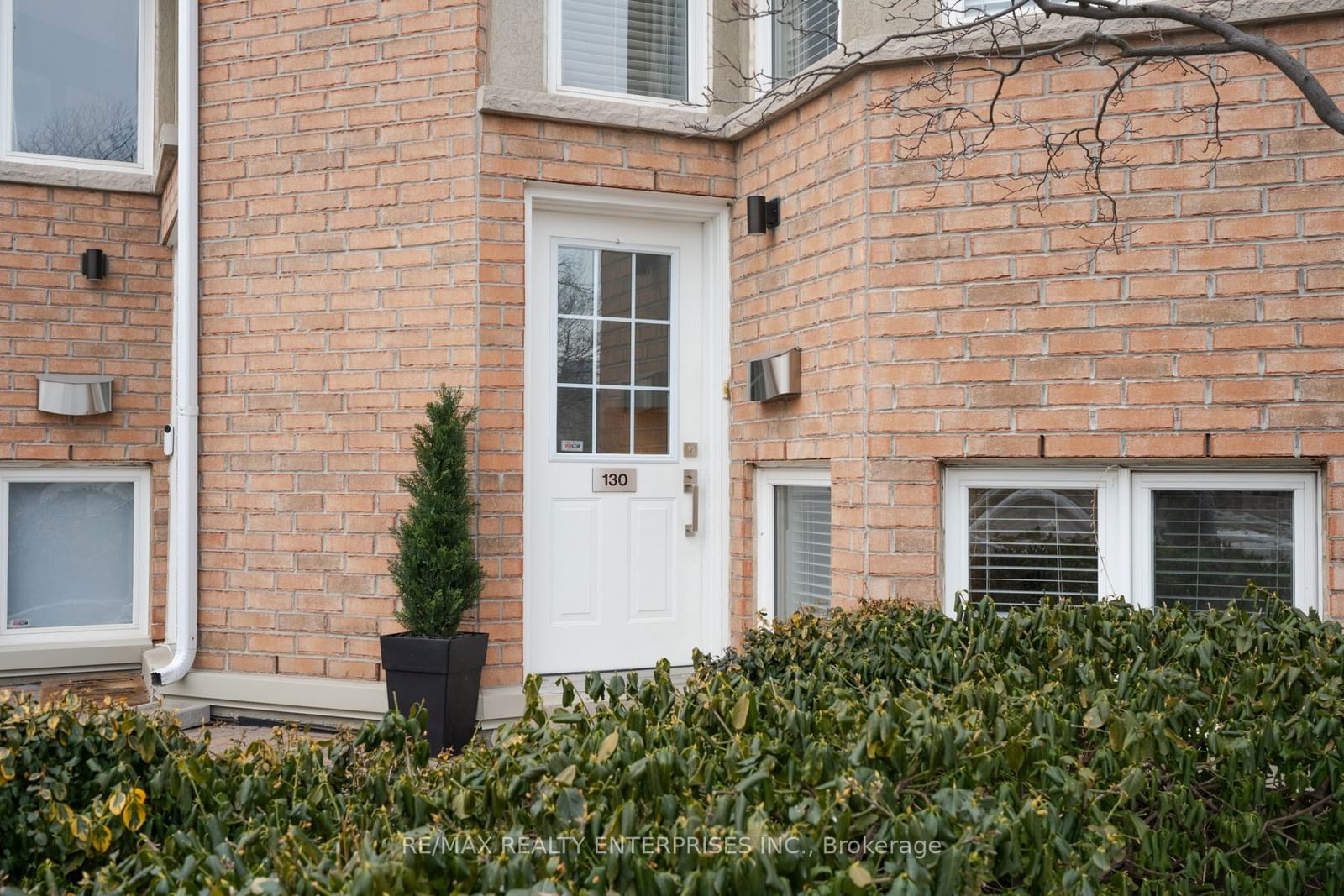 Merchant Lane Townhouses, West End, Toronto