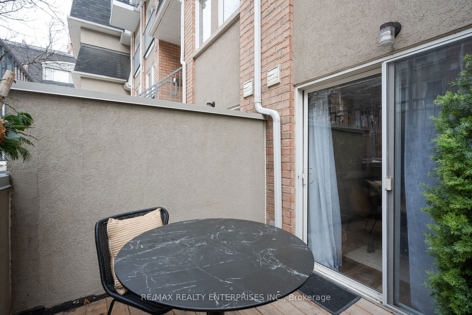 Merchant Lane Townhouses, West End, Toronto