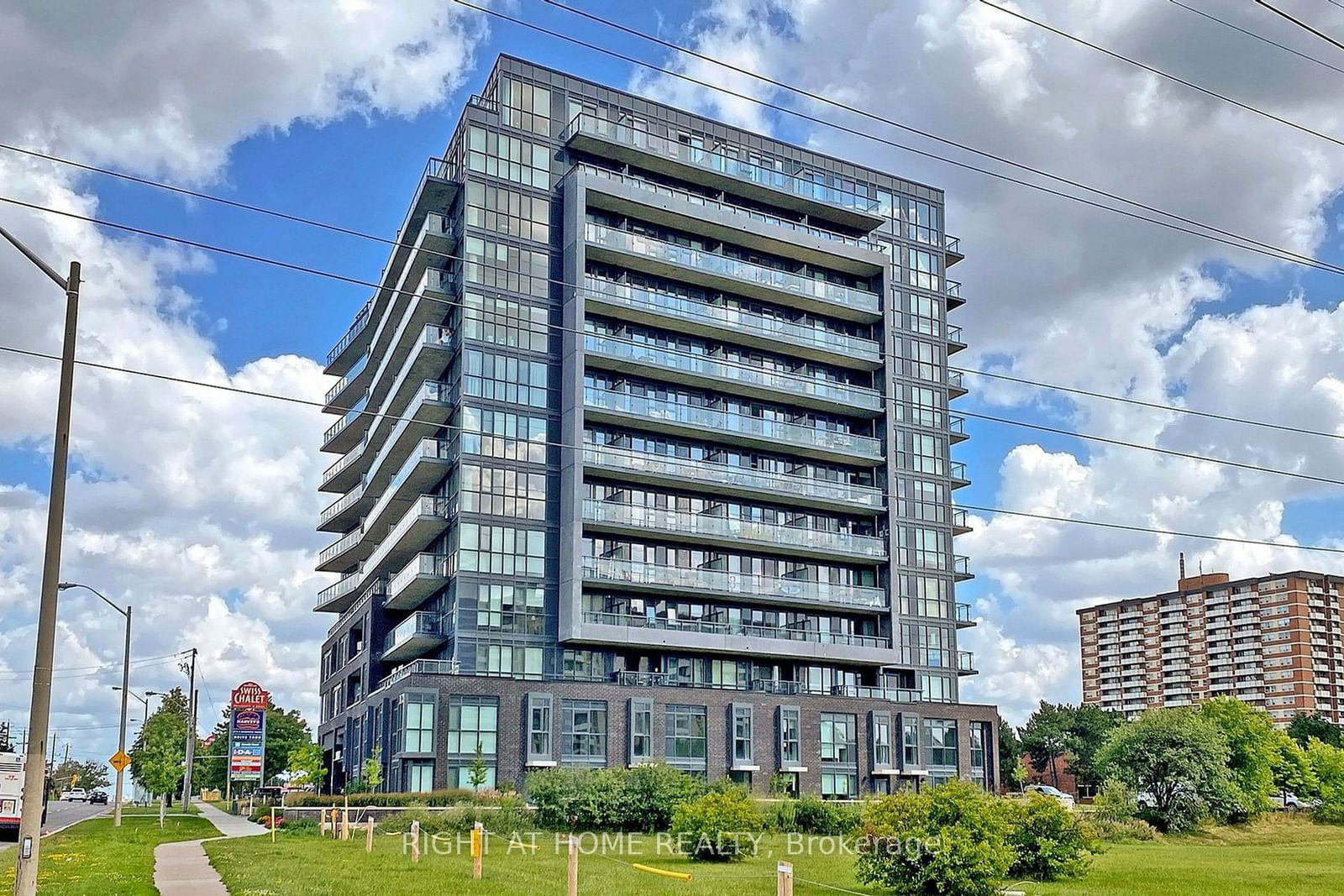 3237 Bayview Ave, unit 1006 for rent