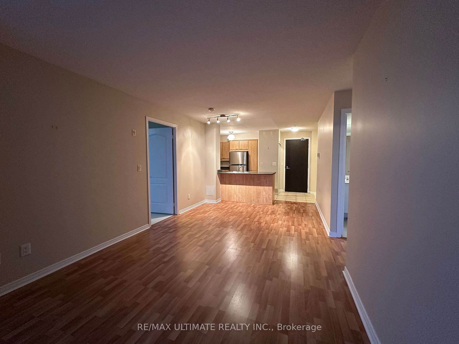 205 The Donway W, unit 726 for rent