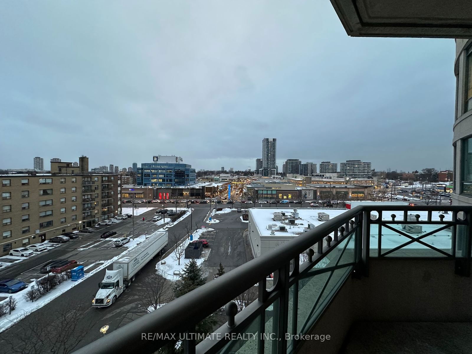 205 The Donway W, unit 726 for rent