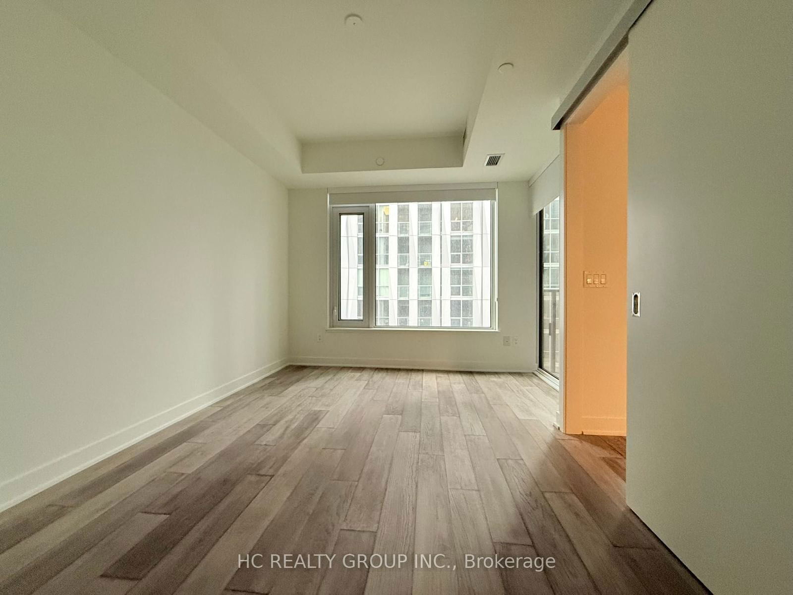 11 Yorkville Ave, unit 1507 for rent