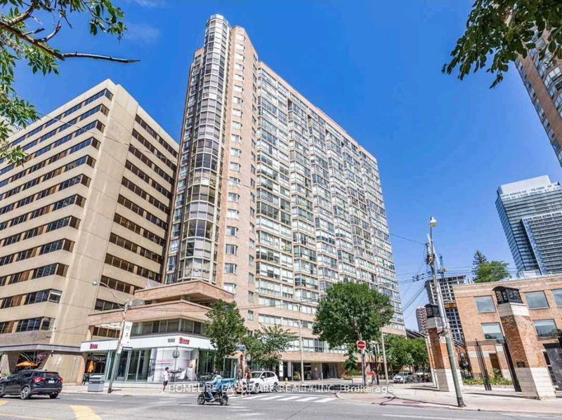 1055 Bay St, unit 404 for rent