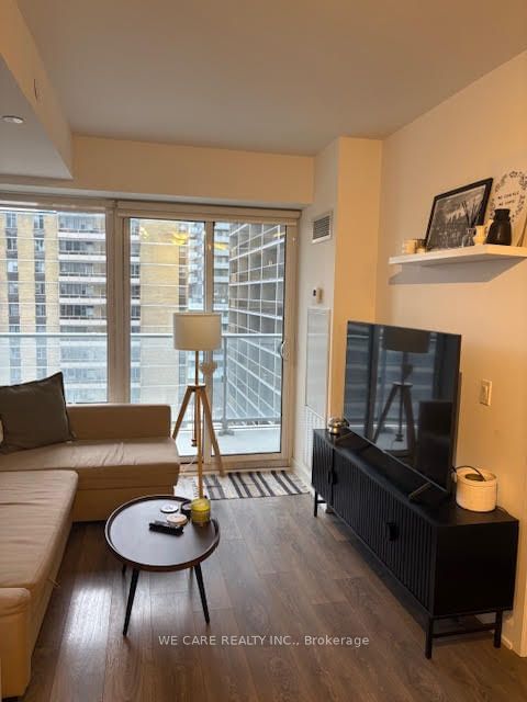 195 Redpath Ave, unit 805 for rent